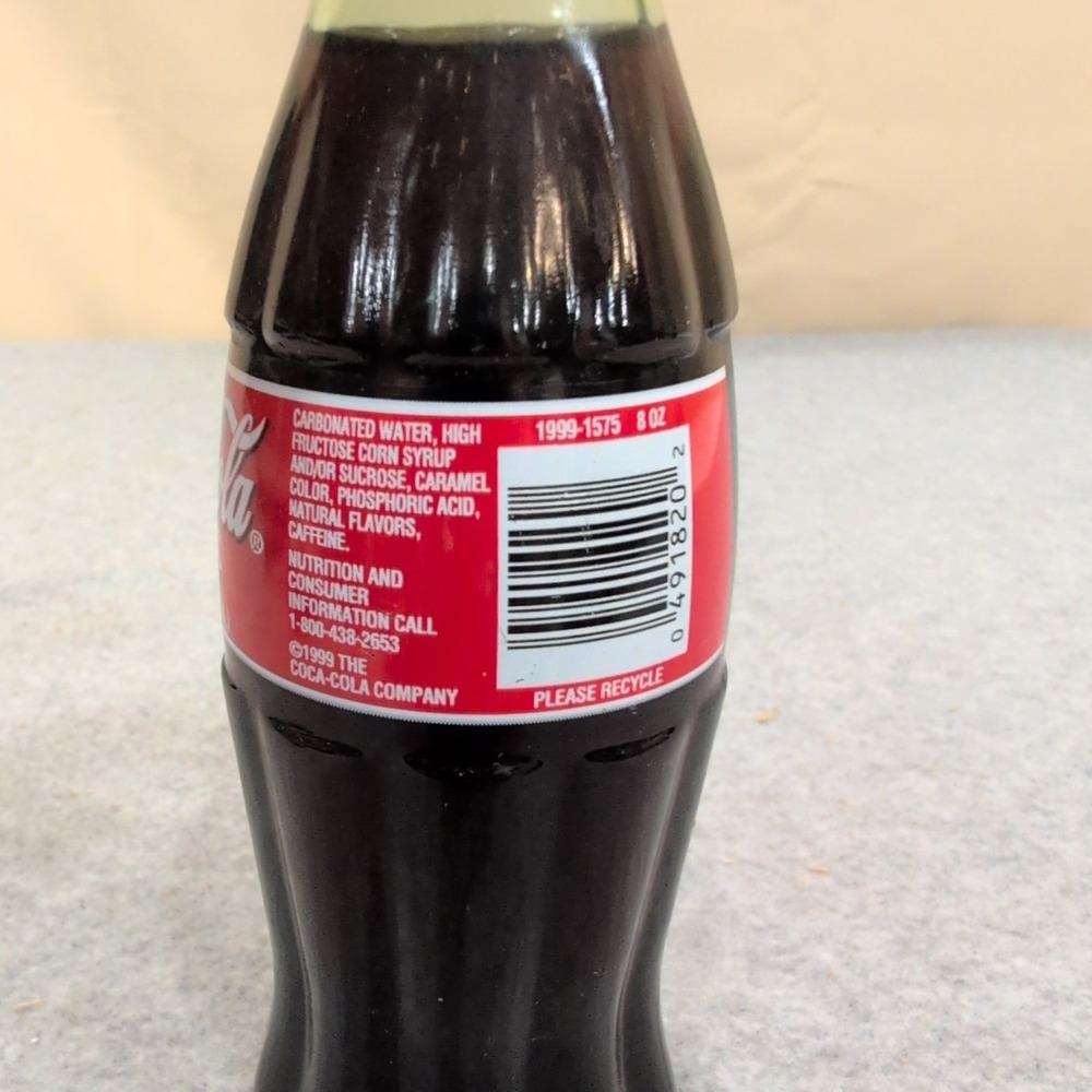 Vintage 1999 Coca-Cola Classic Christmas 8oz Glass Bottle Santa Claus Unopened - Picture 3 of 6
